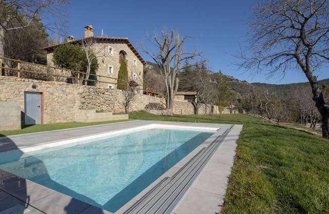 Masía El Pinatell, casa rural en una ubicación idílica.