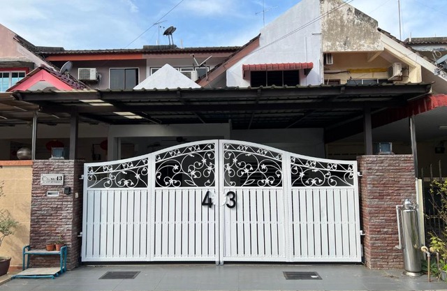 M Guest House2