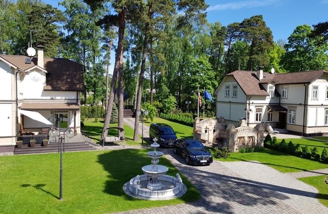 M.S. Kuznetsov Apartments