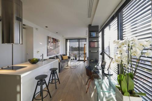 Ma Maison N4,downtown Loft,360mbps,acropolis Walk