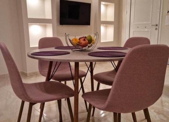 Ma Maison Rose