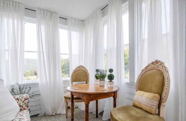 Ma Petite · Perfectly Petite Hudson Valley Cottage