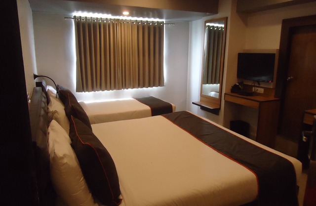 Maan Residency Hotel