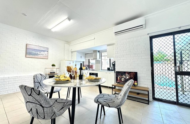 Macgregor 2bed studio