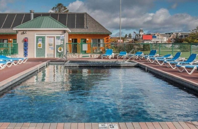 Mackinac Lodge