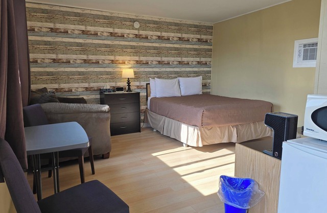 MacNeil's Motel