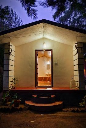 Madama Mudhouse Edenwood Retreats