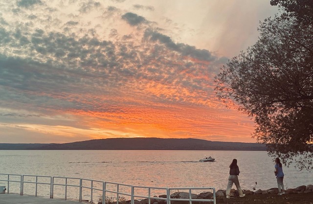 Madeline Island Lakeview Condo: Within Steps to Downtown Attractions