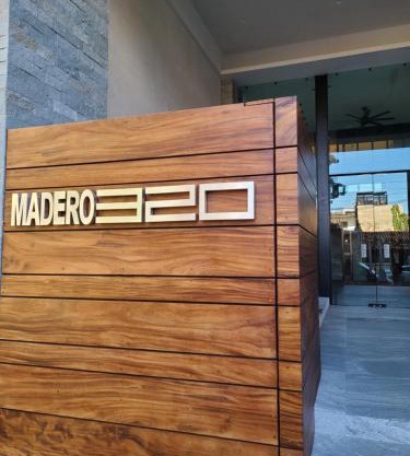 Madero 320