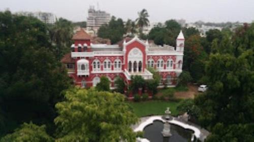 Madhav Bagh - Royal Heritage Stay , Vadodara