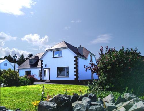 Madra Rua Organic Accommodation