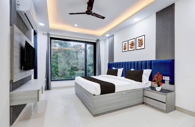 MadStays Hotel CloudBay Sector 29