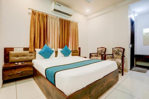 MadStays Signature Planet, Indore
