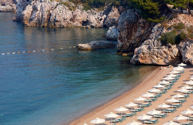 Maestral Resort & Casino