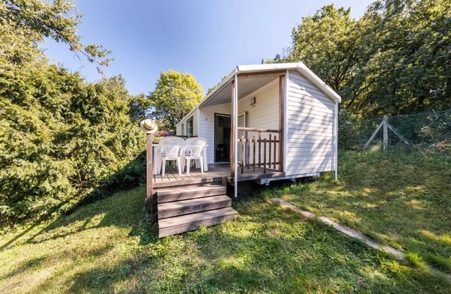 Maeva Respire campsite in La Croze *** - Mobile home Zen 3 Rooms 4 People + TV