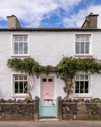 Maggie Puddle Cottage