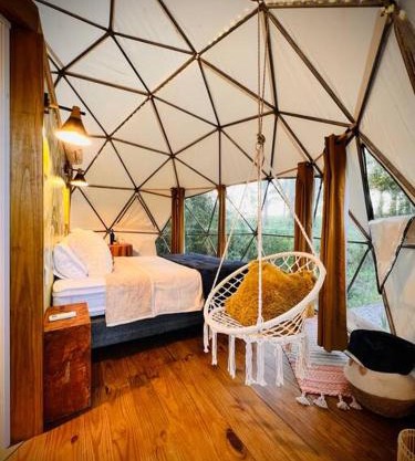 Magia Glamping, Domo Full Moon, entre las sierras y el mar