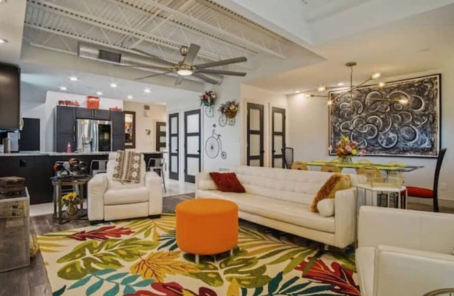 Magical Condo in Midtown!