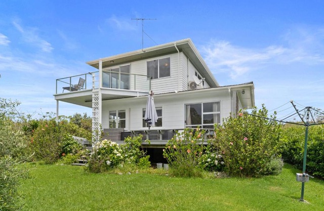 Magical Waipu - Waipu Cove Holiday Home