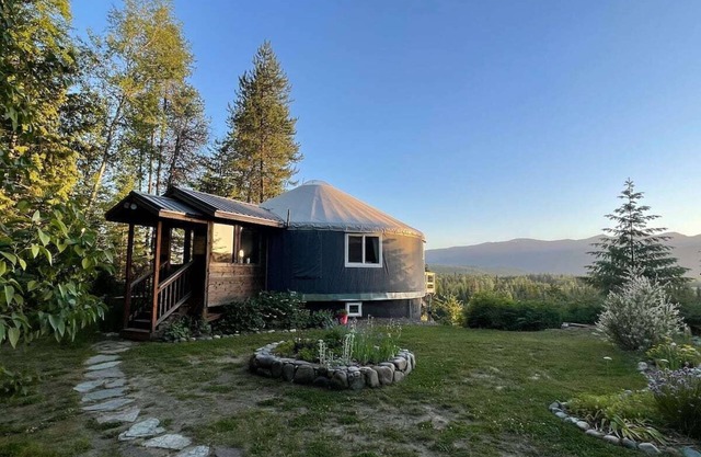 Magical Yurt in the Forest - 4 seasons of fun!