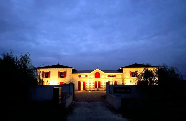 Magnificent estate 12Ha, 23 rooms