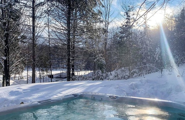 Magnificent New Cottage for Rent - Near St-Sauveur