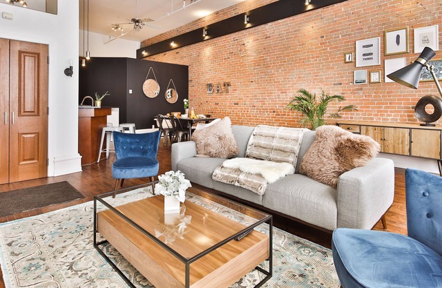 Magnificent 1 bedroom LOFT Heart of Old Montreal