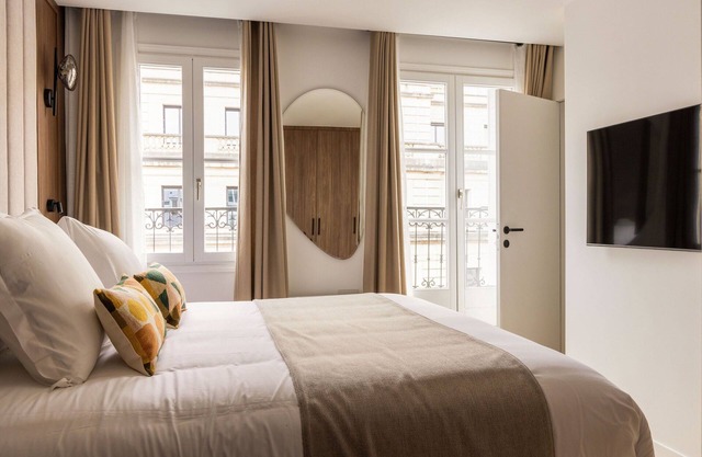 Magnificent Apartment -2br-6p- Musee du Louvre