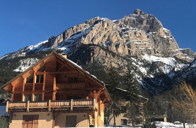 MAGNIFICENT CHALET MOUNTAIN VIEW 16 PERS