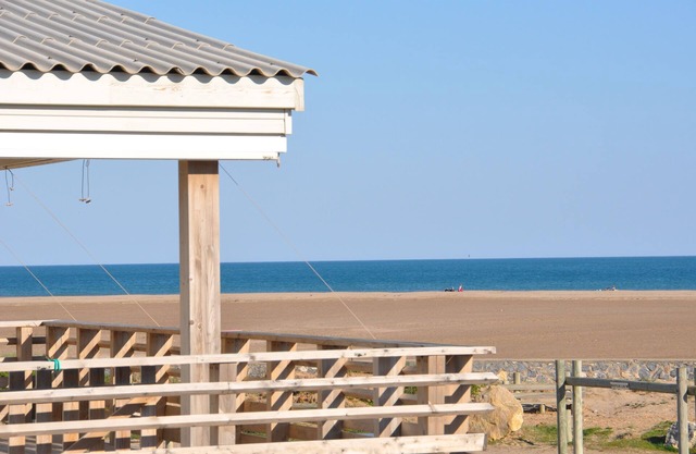 HERMOSO Y COMODO CHALET TRADICIONAL CARA AL MAR