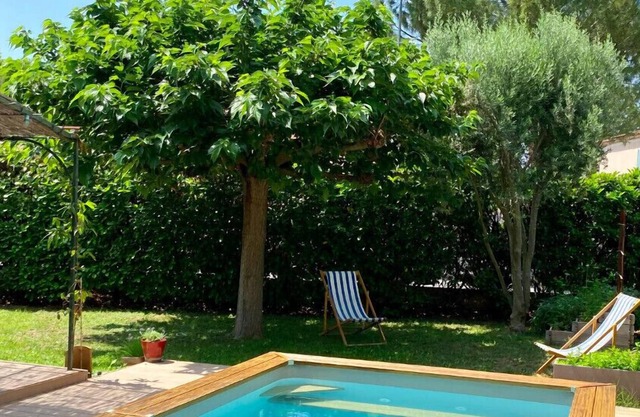 Magnificent House With Garden And Pool