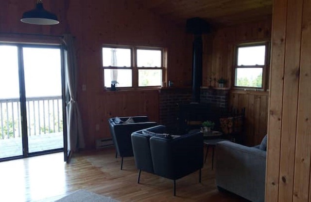 Magnificent location with views of Bras d'Or Lake - Exclusive vacation home with 75 sqm