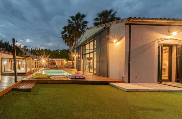 Hermoso LOFT con piscina privada - 5 min. playas - 12 personas