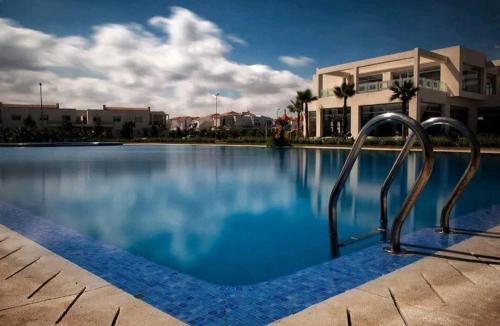 Magnificent Luxury Beach Villa in Savannah Beach