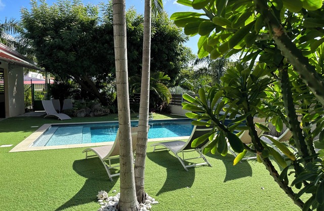 MAGNIFICA VILLA NUEVA CON PISCINA
