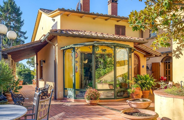 Alojamiento de 3 habitaciones en Arezzo