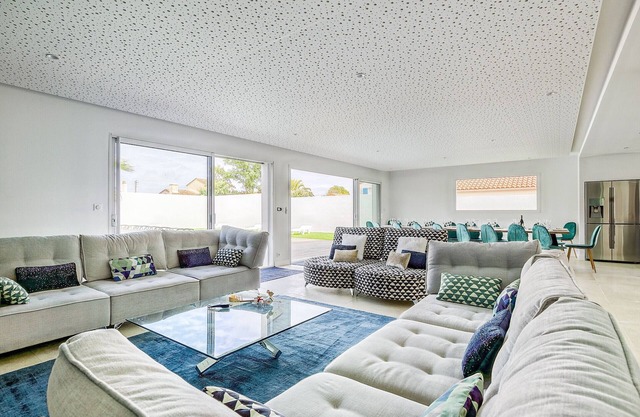 Preciosa Villa para grandes familias con picsina
