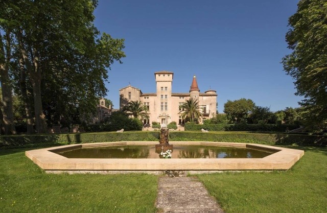 Renacimiento magnífico Castillo Estilo En Un 160 hectáreas de la propiedad.