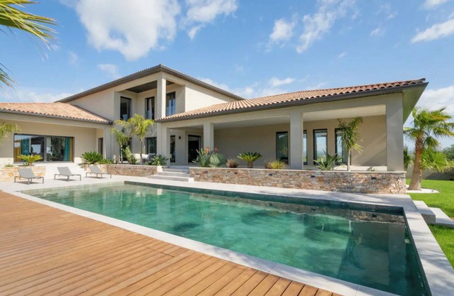 Magnifique Villa 5 Chambres, 2 Piscines, Spa