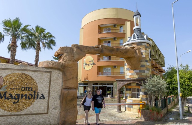 Magnolia Hotel