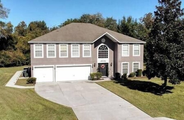 Spacious 6BR Pool Home in Ocala, Magnolia House