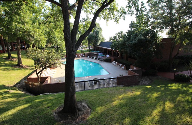 Magnuson Grand Hotel & Conference Center Tyler