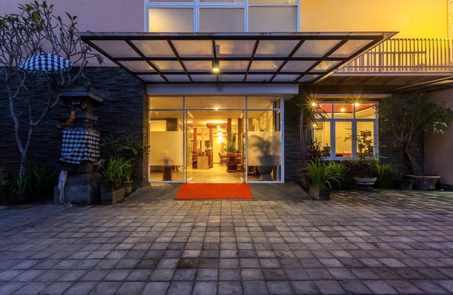 Mahatma Residence