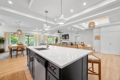 Maia - 109 Ridge Lane