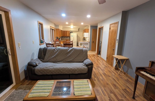 Main floor 2-bedroom house, Winter Escape: Snowmobile, Ski & More in the North