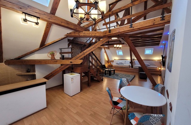 Main Square Apartments & More