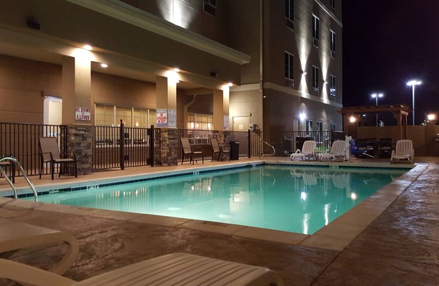 MainStay Suites Midland