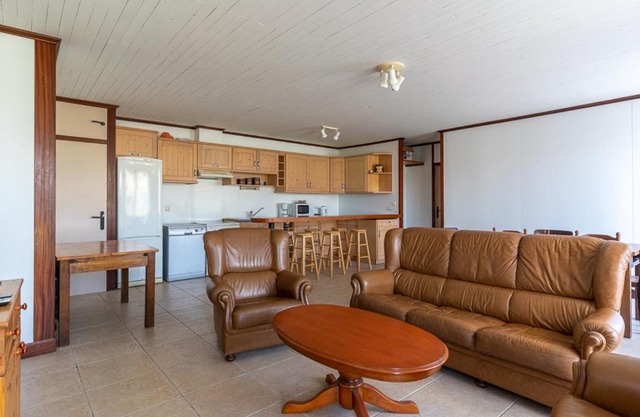 Maison à Mimizan Plage, 600m de la mer, 10 pers, 2 étoiles, confort moderne, jardin, parking - FR-1-50-88