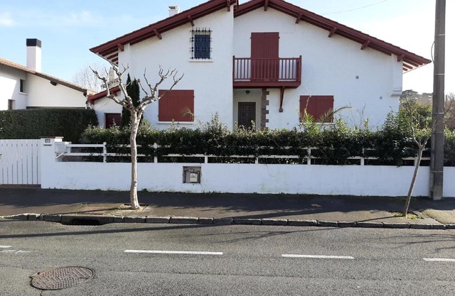 Maison 3* à Hendaye, proche plage et commerces, jardin privé, parfait pour familles et amis - FR-1-239-492