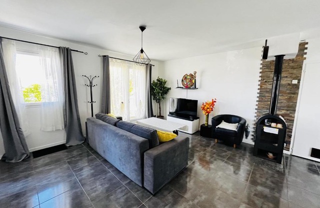 Maison 3 chambres, jardin clos, plage à proximité, bien équipé, WiFi, parking - FR-1-197-535